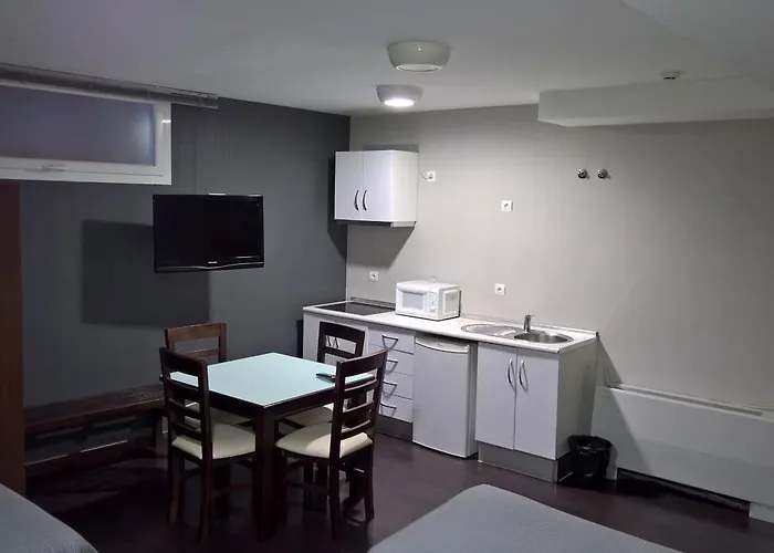 Hostal T4
